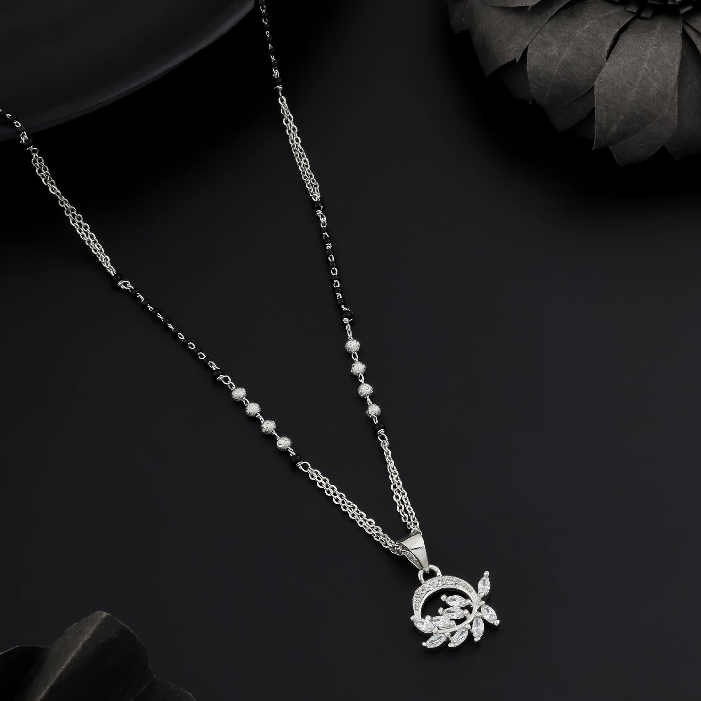 meera-mangalsutra
