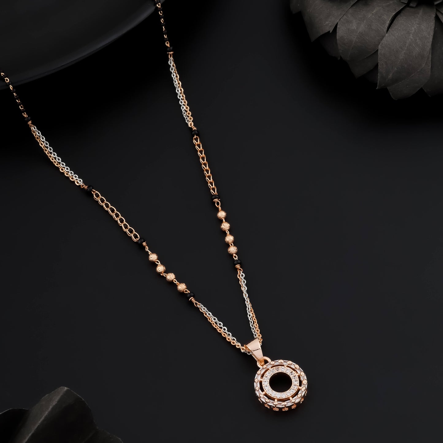 timeless-circle-elegance-mangalsutra