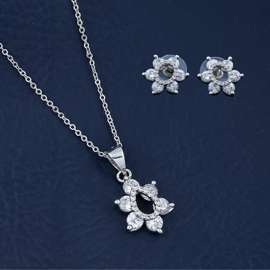 Aurora Petal Brilliance Jewelry Set