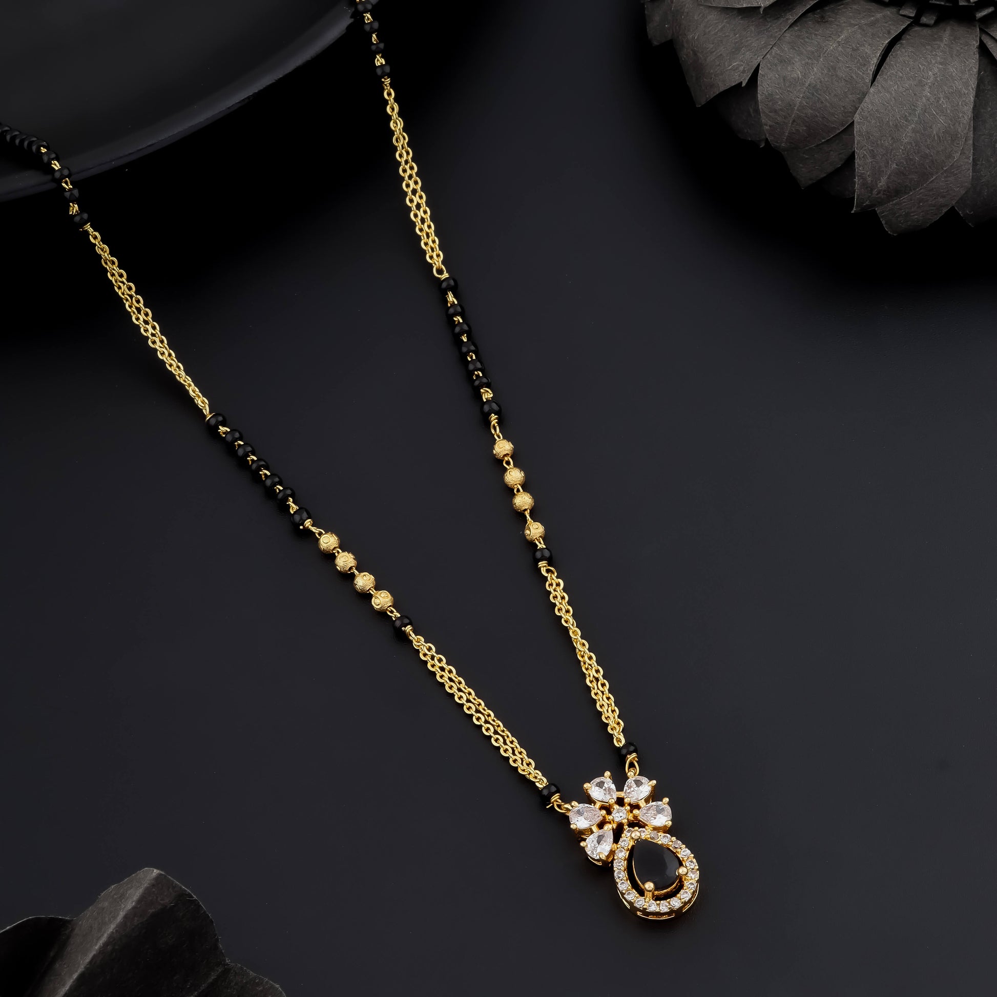 black-teardrop-elegance-mangalsutra