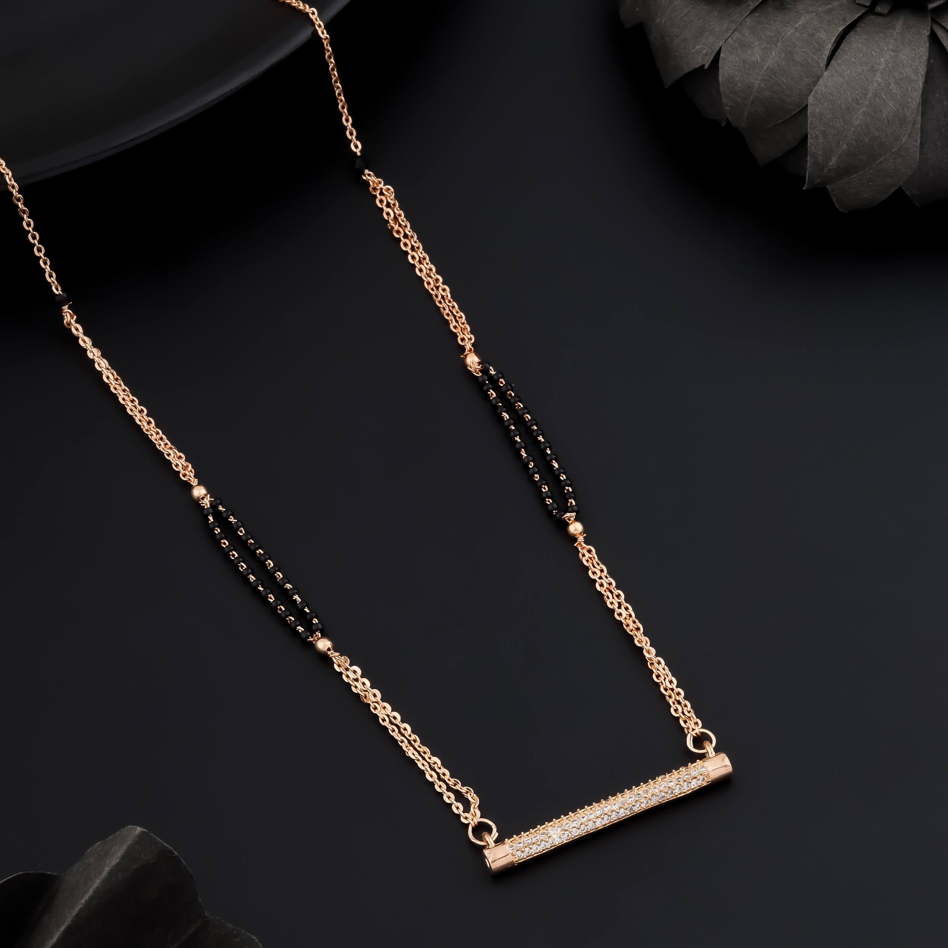 modern-bar-pendant-mangalsutra